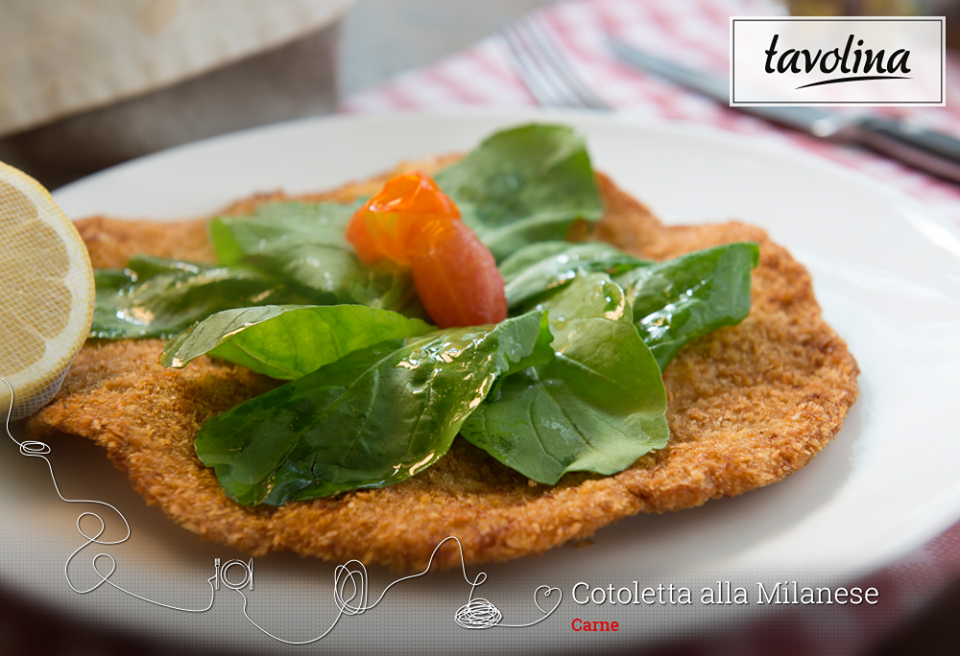 The tasty Cotoletta alla Milanese got its name from its place of origin, Milan. The veal breaded cutlet tastes delicious with a light lemon squeeze